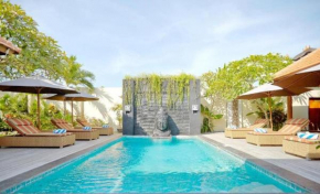  Villa Seriska Dua Sanur with Private Pool  Денпасар